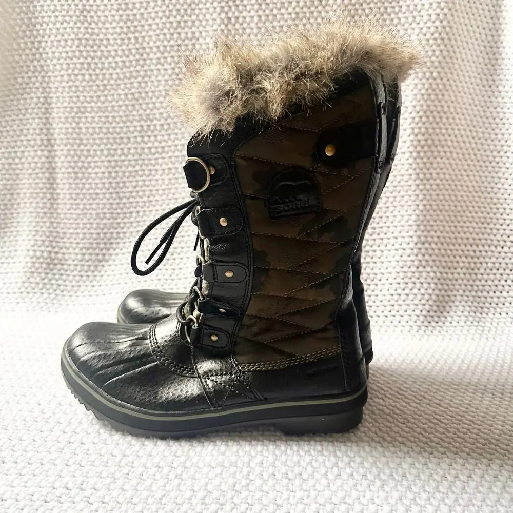 Sorel Women Tofino II Black NL-3071-371 Green Camo Fur Lined Trim Snow Boots 8